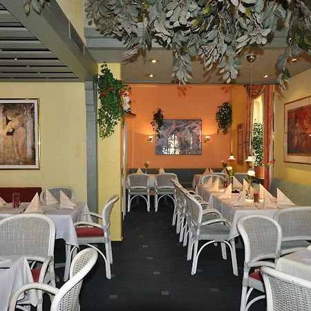 Hotel Restaurant "Athen" Munstermaifeld ภายนอก รูปภาพ