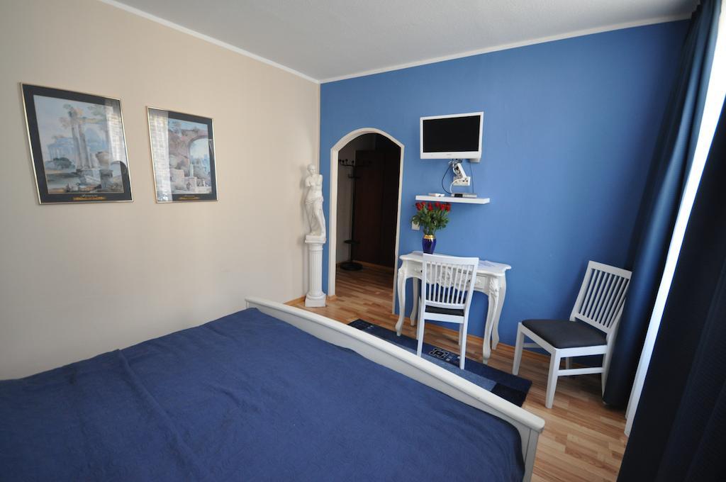 Hotel Restaurant "Athen" Munstermaifeld ภายนอก รูปภาพ