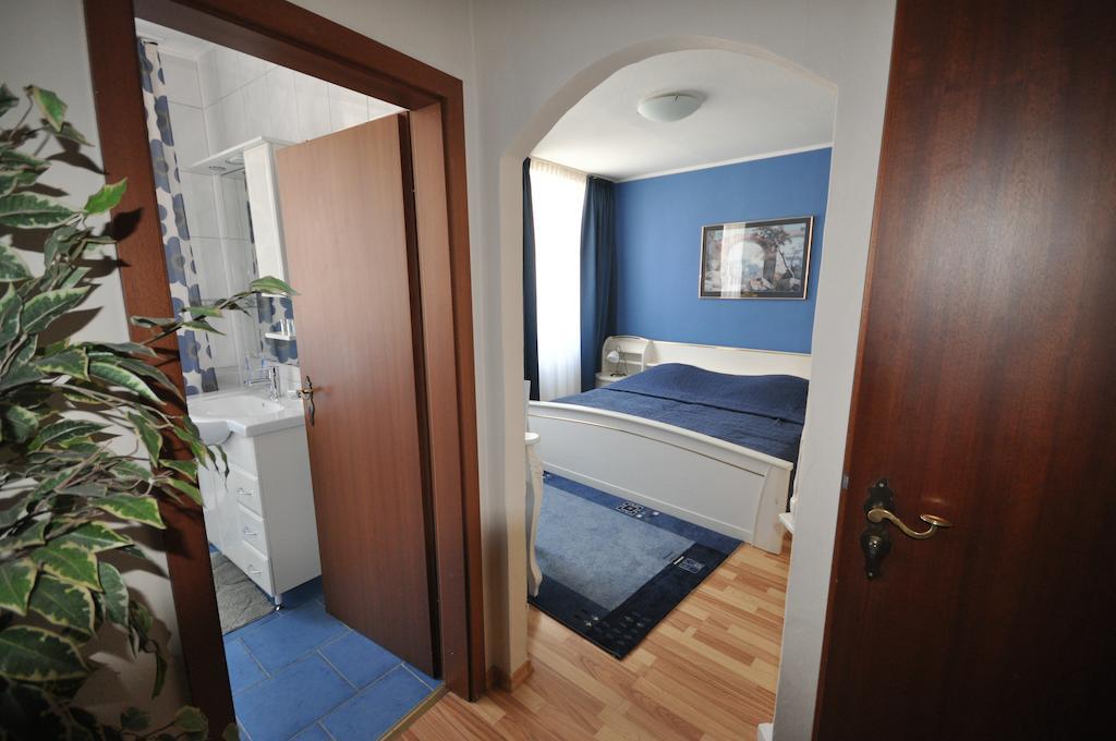 Hotel Restaurant "Athen" Munstermaifeld ภายนอก รูปภาพ